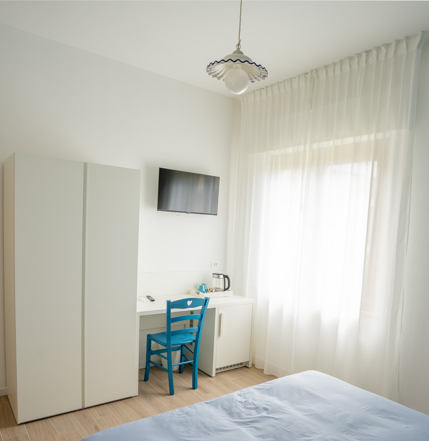 Vista Camera Santorini - B&B Adriatic Sunrise Alba Adriatica - design greco